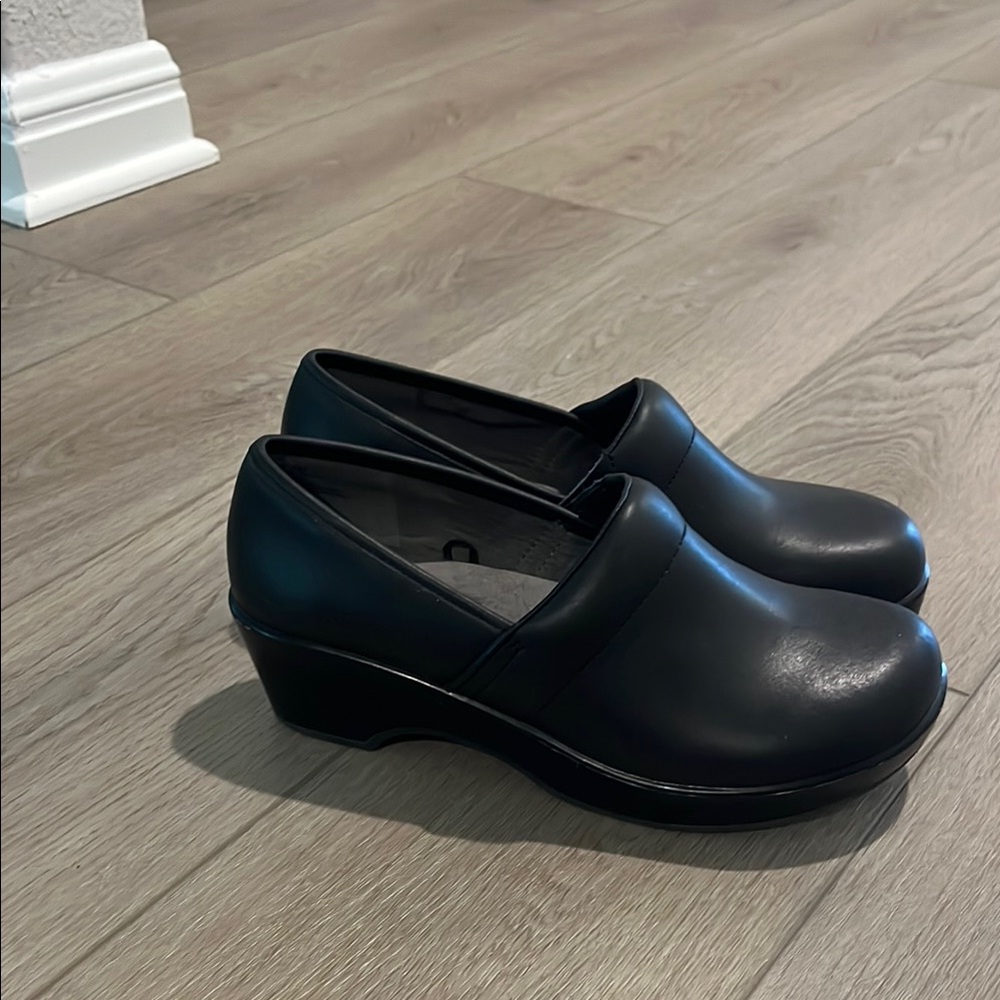 JBU Black Mules Comfortable Professional Clogs